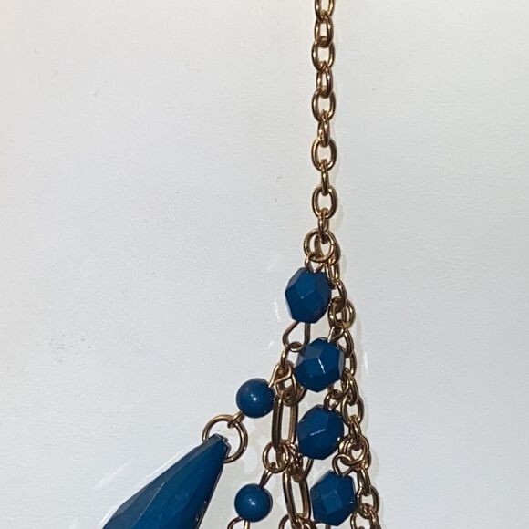 Turquoise Blue Beaded Bib Chunky Statement Necklace - Picture 7 of 7